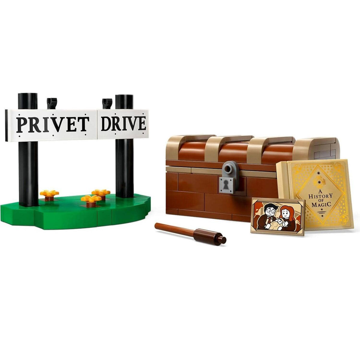 LEGO® 76425 Hedwig at 4 Privet Drive - Harry Potter™