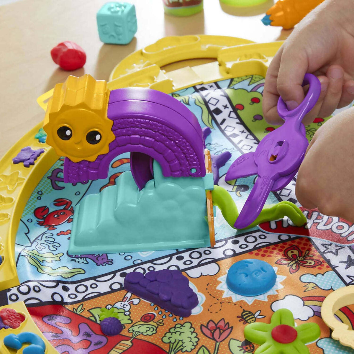 Play-Doh - Starters Fold N' Go Playmat - Hasbro
