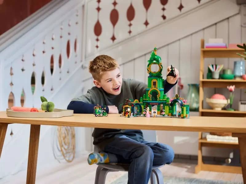 LEGO® 75684 Welcome to Emerald City - Wicked