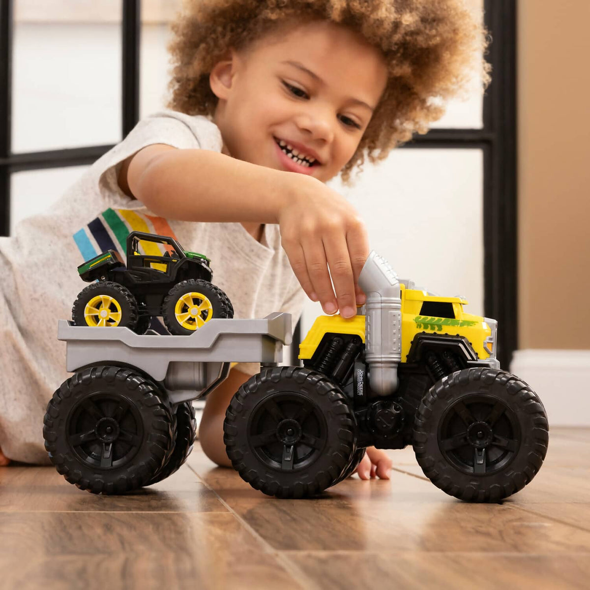 John Deere - Monster Treads Roaring Rev Up Hauler