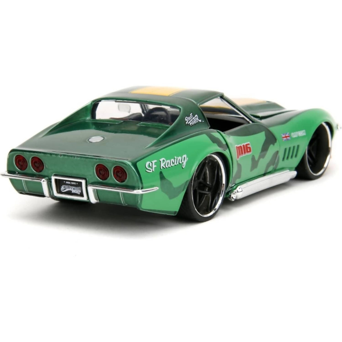 JADA TOYS - STREET FIGHTER1969 CHEVROLET CORVETTE STINGRAY ZL1 WITH CAMMY FIGURE 1:24 SCALE DIECAST VEHICLE FIGURE SET