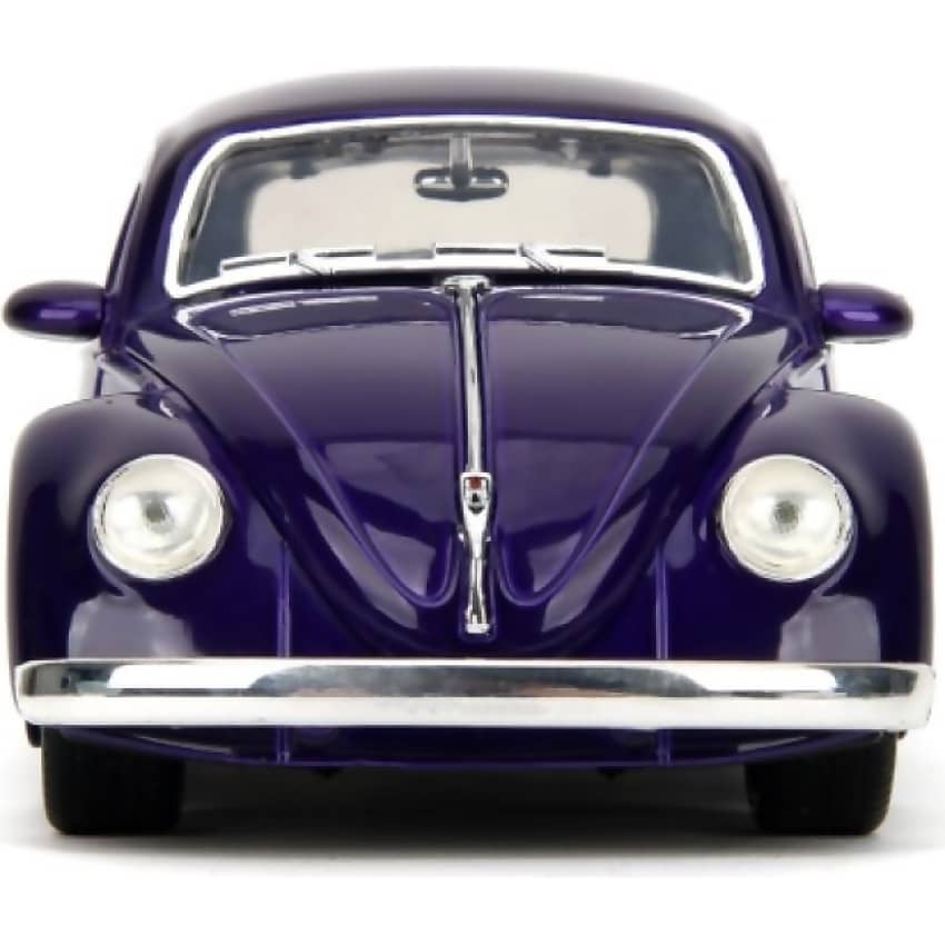 JADA TOYS - WEDNESDAY VW BEETLE WITH WEDNESDAY FIGURE 1:24 SCALE DIECAST VEHICLE FIGURE SET