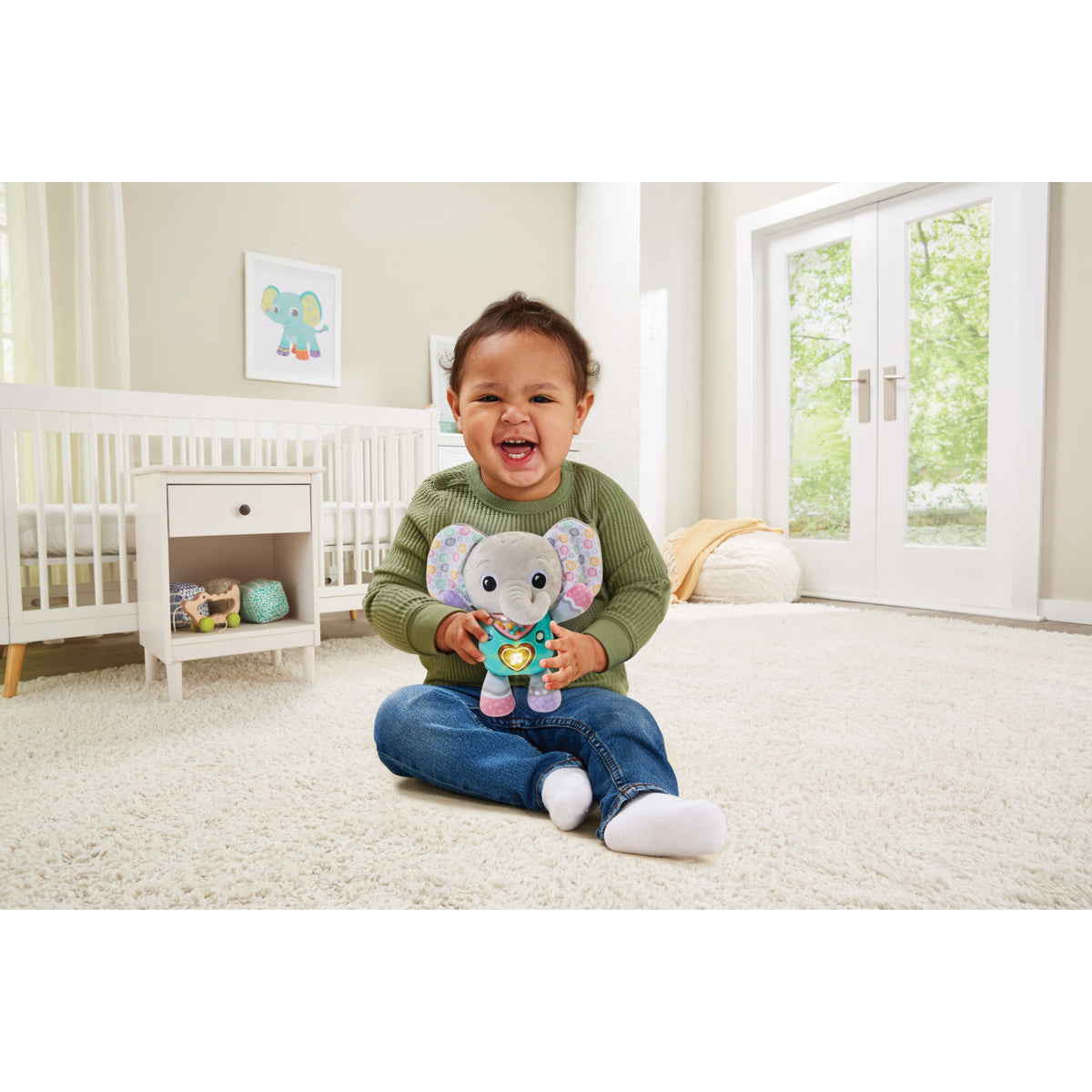 VTech - Cuddle & Sing Elephant