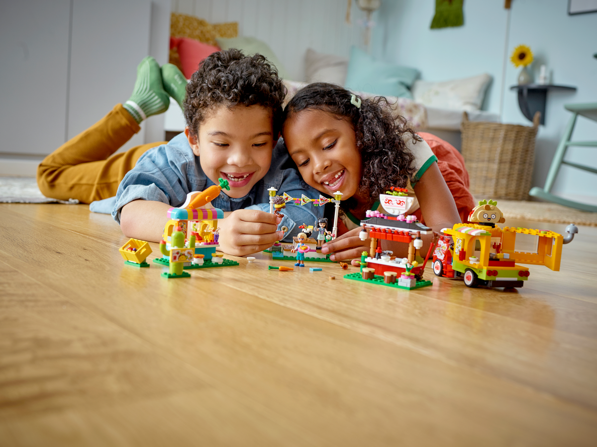 LEGO® 41701 Street Food Market - Friends
