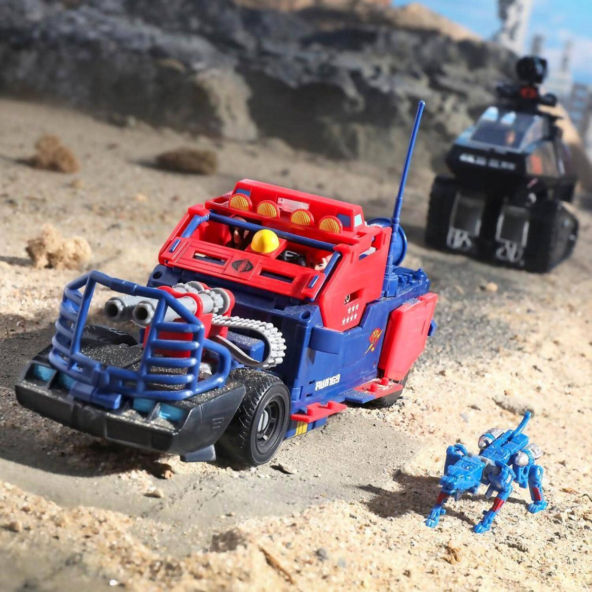 Transformers - Collaborative G.i. Joe Soundwave Dreadnok Thunder Machine Zartan & Zarana Toys - Hasbro