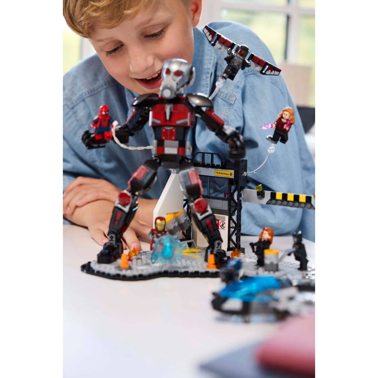 LEGO® 76314 Captain America: Civil War Action Battle - Marvel Super Heroes