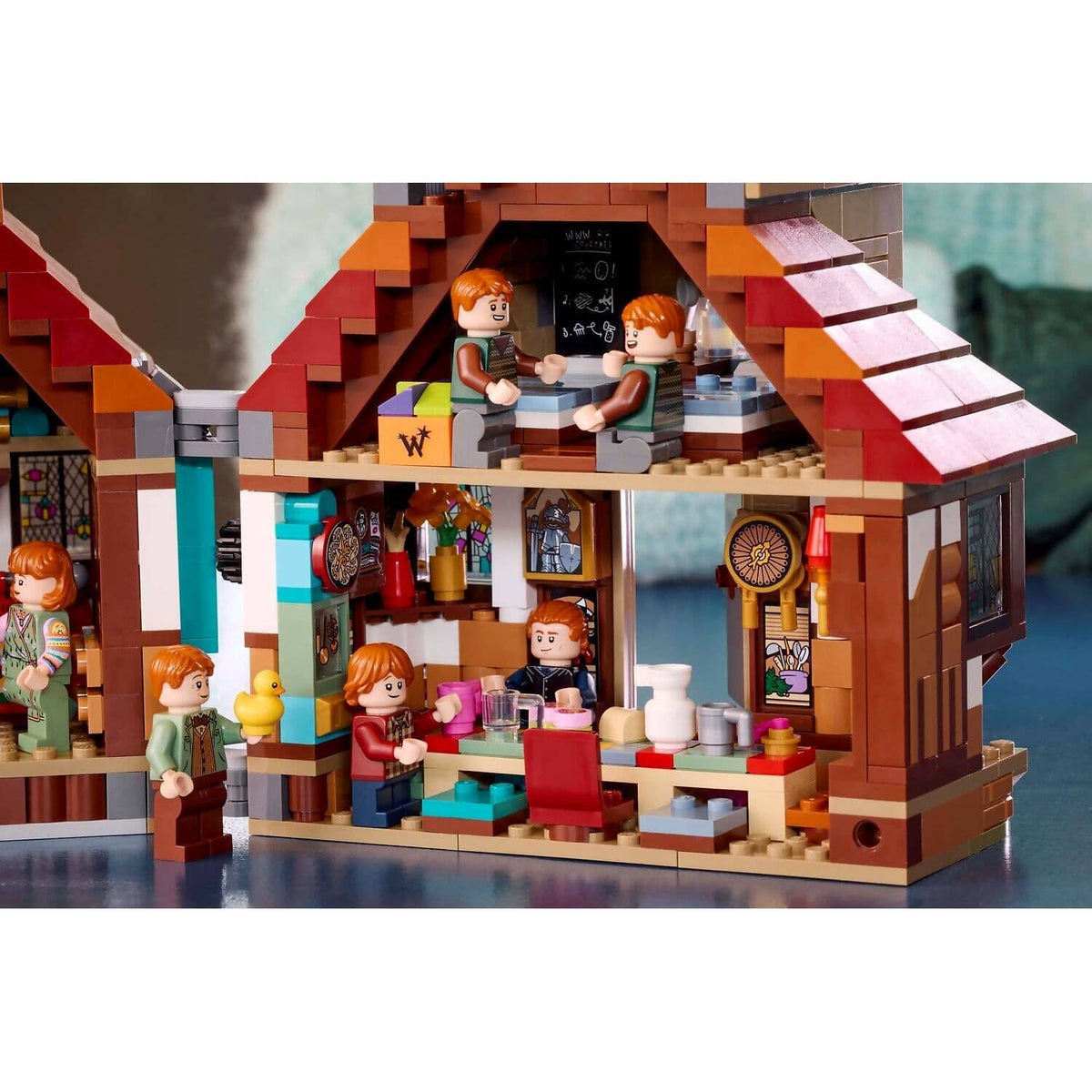 LEGO® 76437 The Burrow Collectors Edition - Harry Potter™