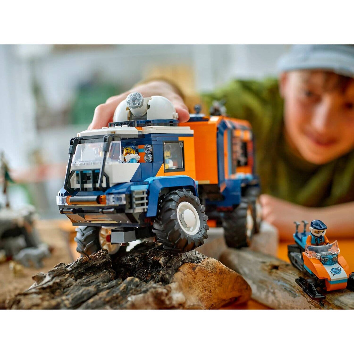LEGO® 60471 Arctic Explorer Science Lab Truck - City
