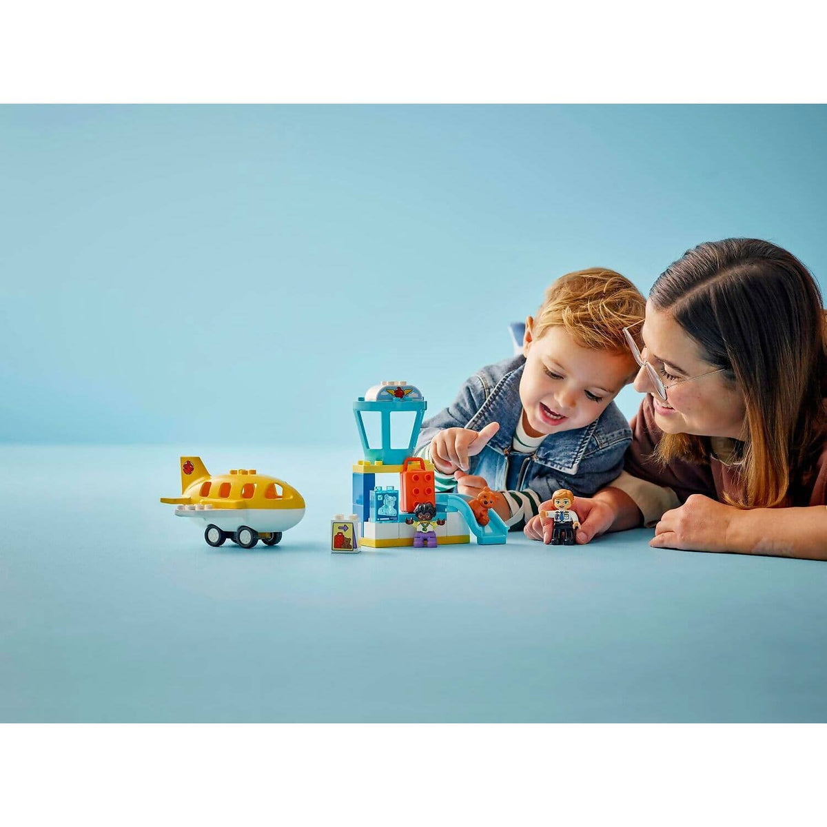 LEGO® 10443 First Time at the Airport -  DUPLO®