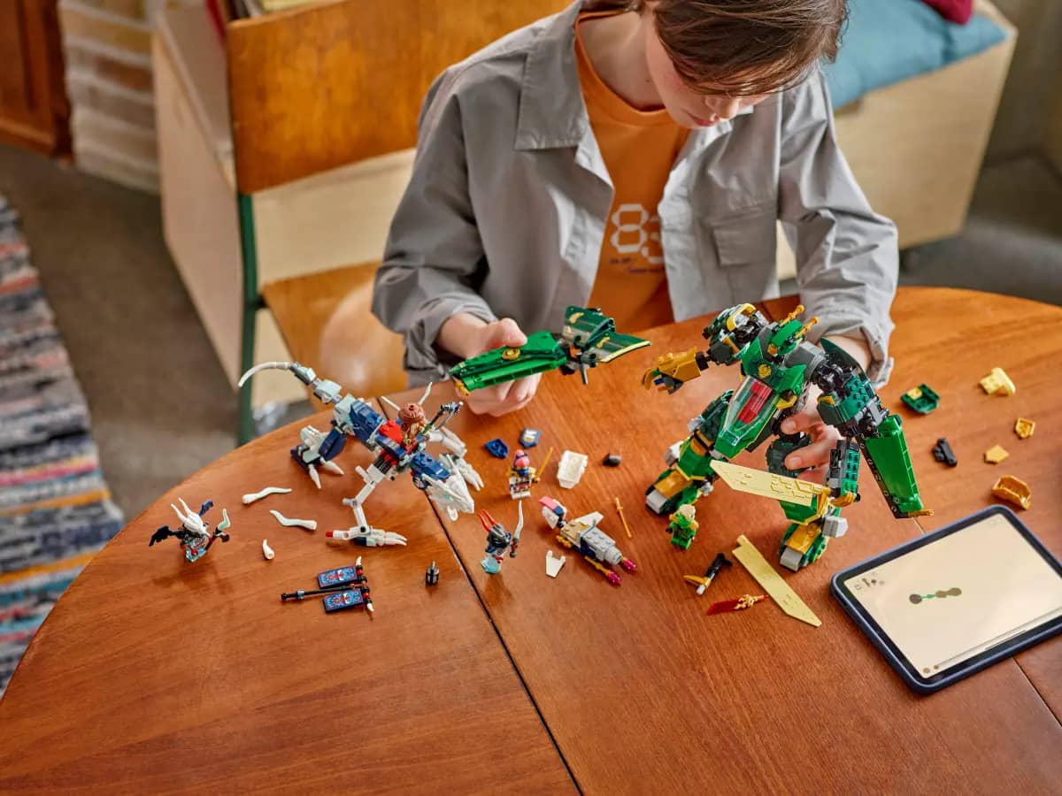 LEGO® 71845 Lloyd s Jet Mech - NINJAGO®