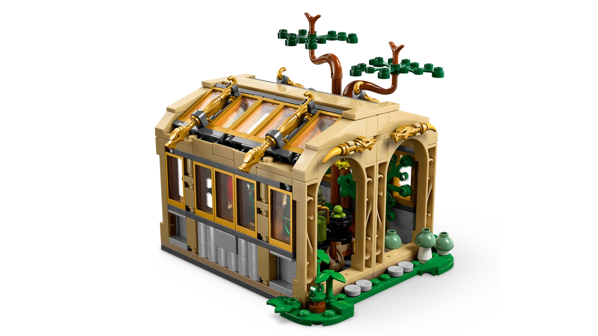 LEGO® 76445 Hogwarts Castle: Herbology Class - Harry Potter™