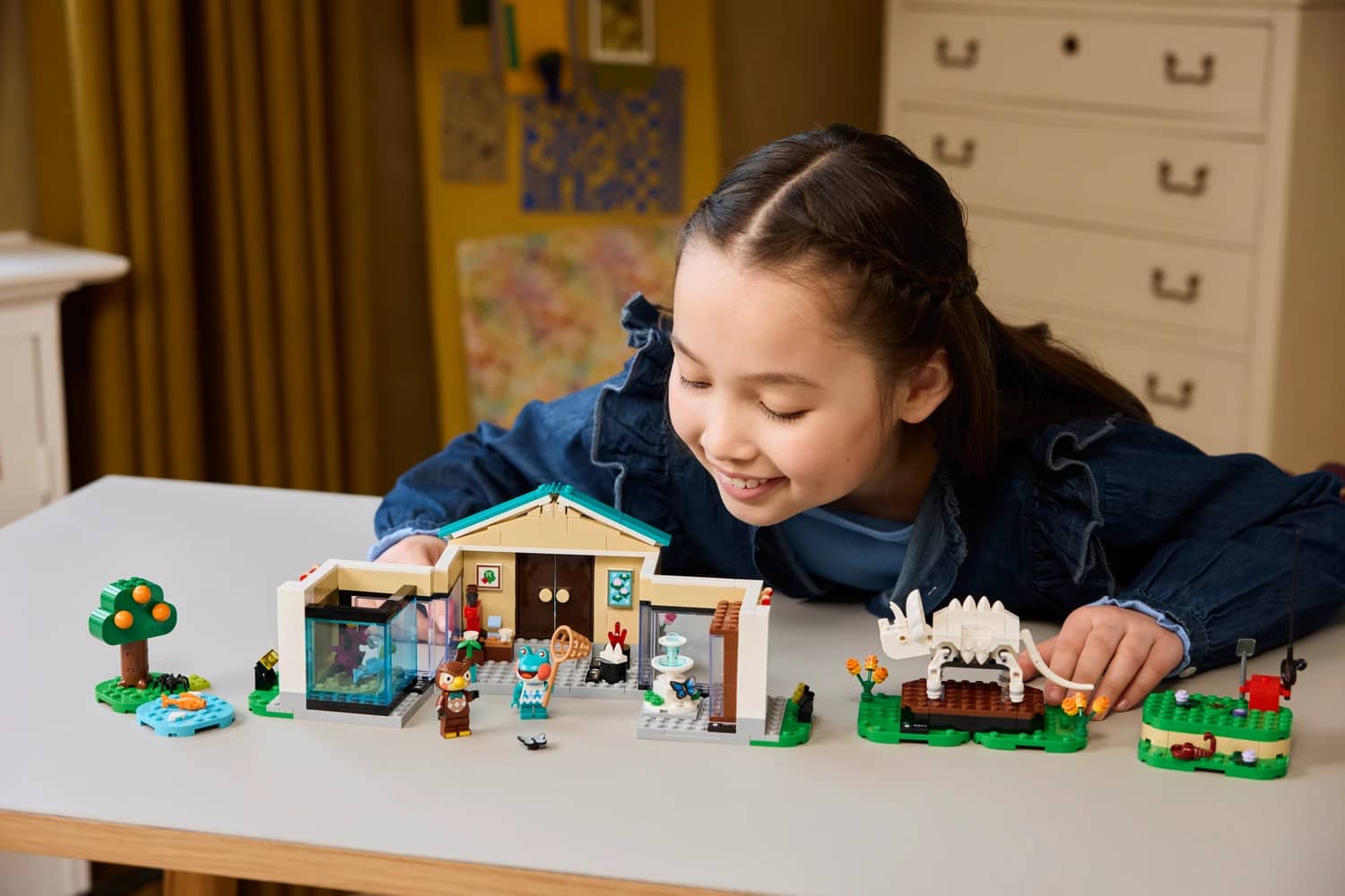 LEGO® 77056 Blathers's Museum Collection - Animal Crossing