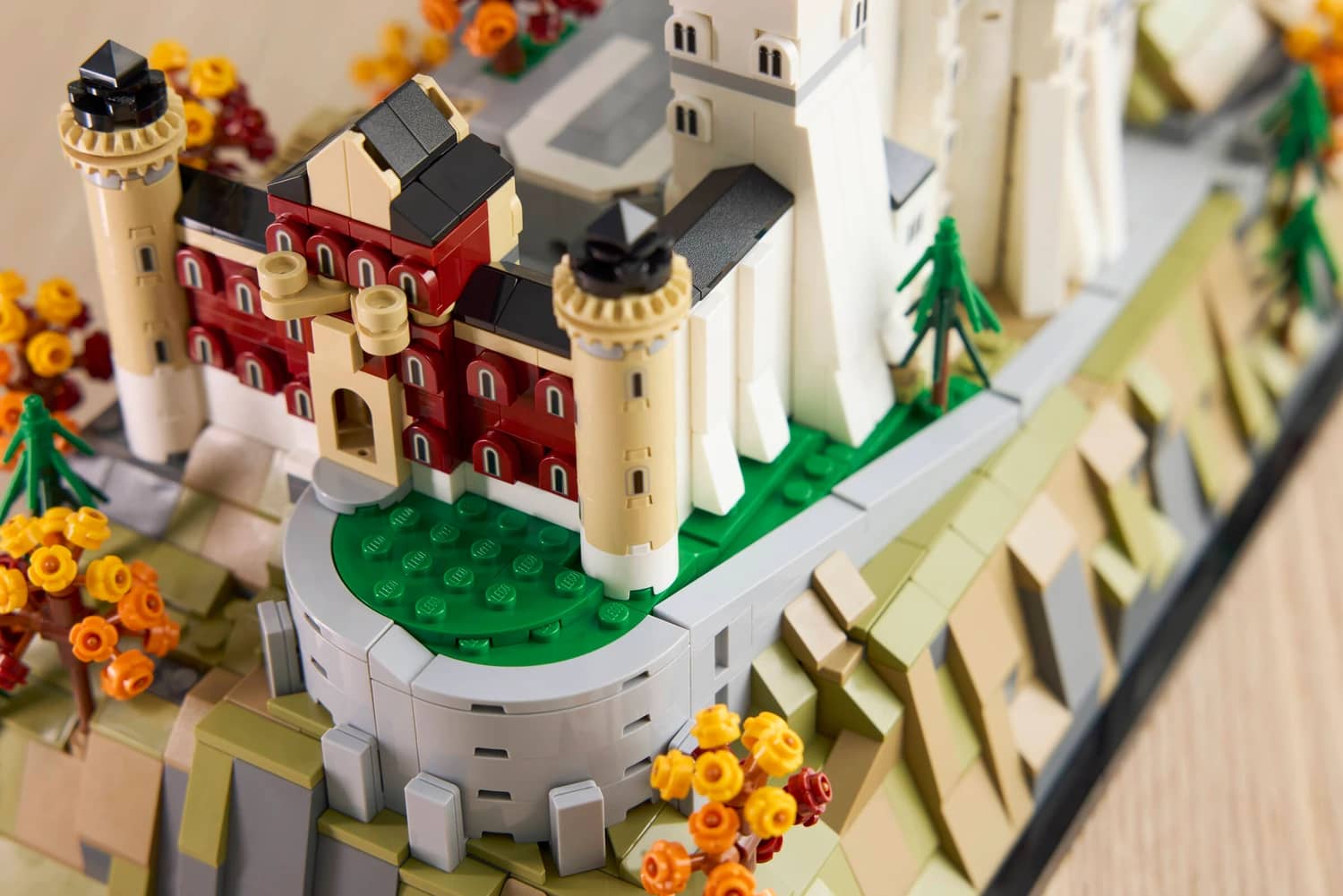 LEGO® 21063 Neuschwanstein Castle - Architecture