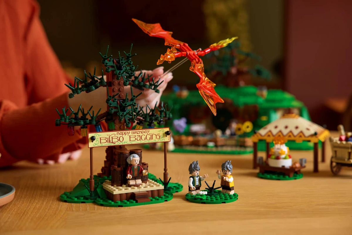 LEGO® 10354 The Lord of the Rings™: The Shire - ICONS