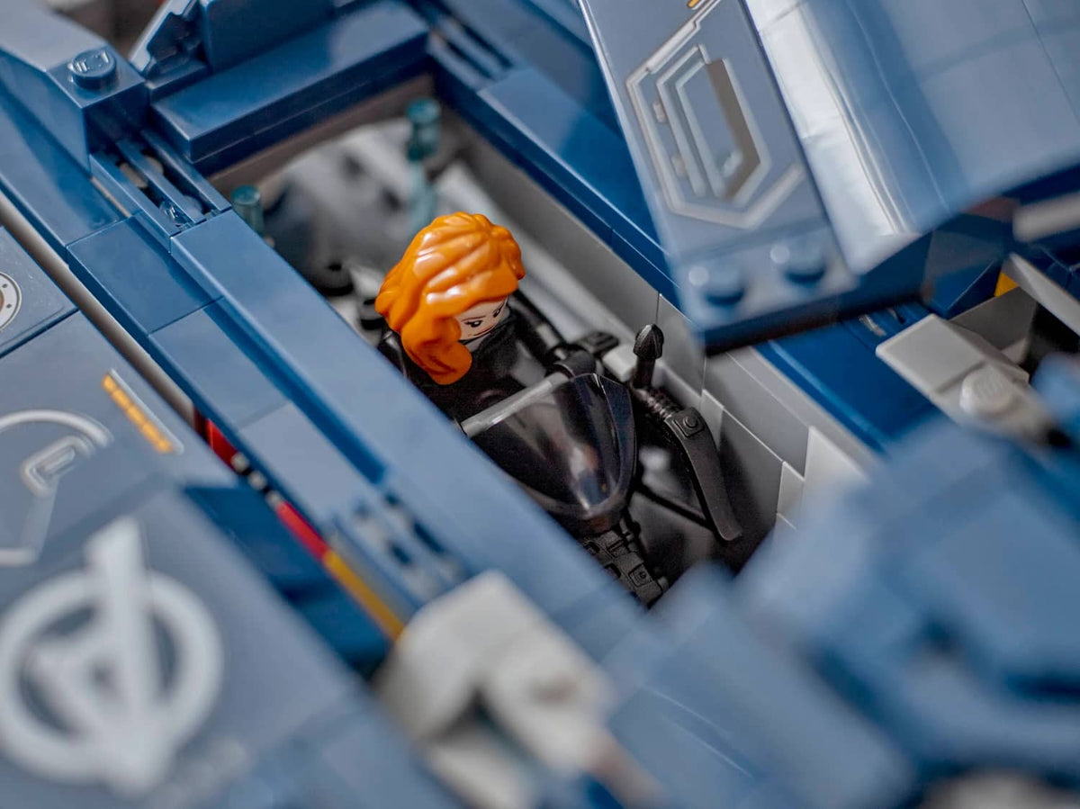 LEGO® 76325 Avengers: Age of Ultron Quinjet - Marvel Super Heroes