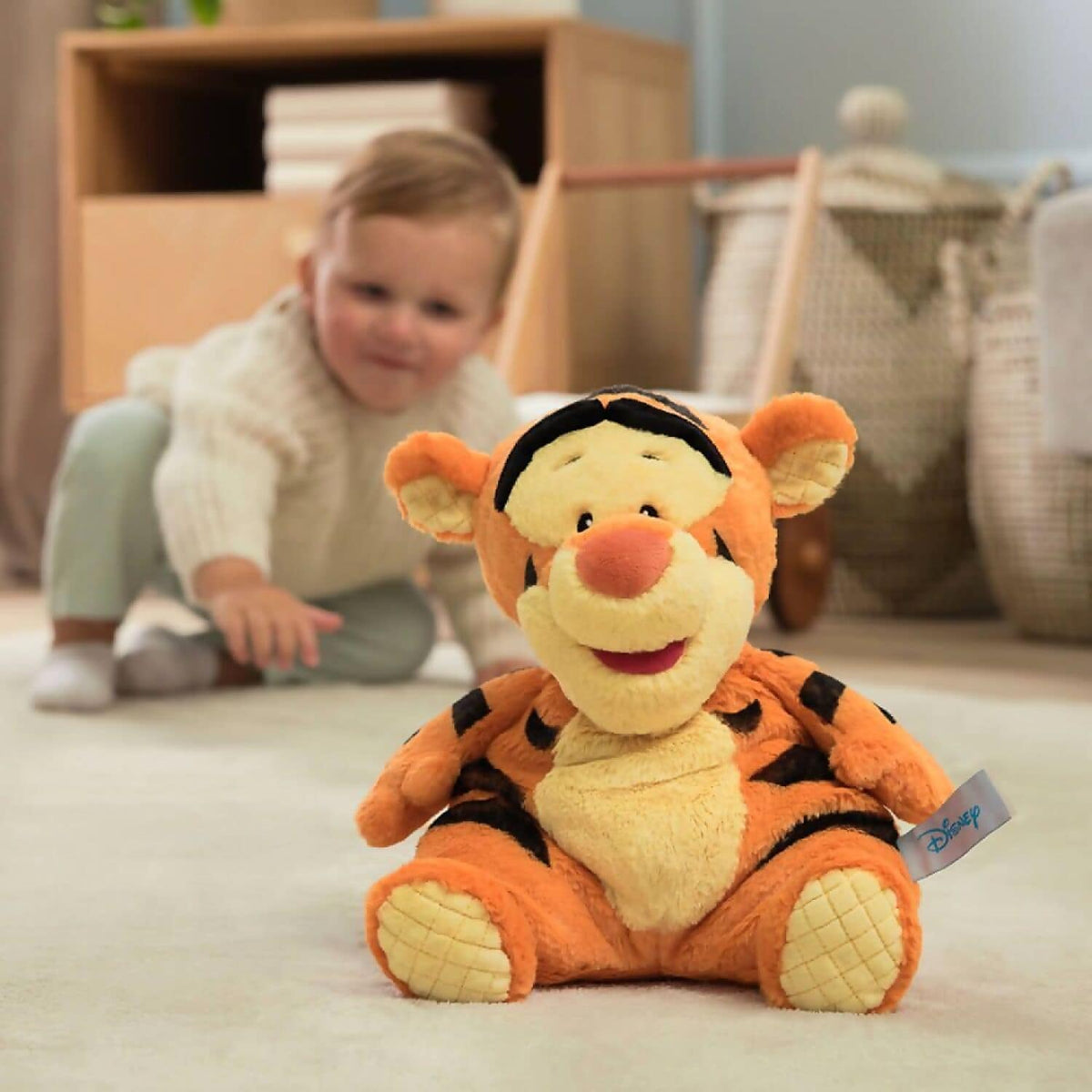 Disney - Oh So Snuggly Tigger - Jasnor