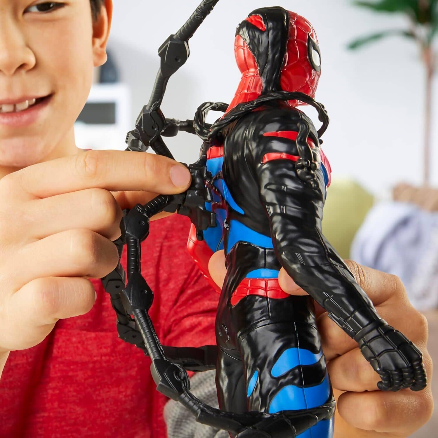 Marvel - Spider-Man - VenomVersus Spider-Man Liquid Shifter Colour Change 11-inch Action Figure - Hasbro