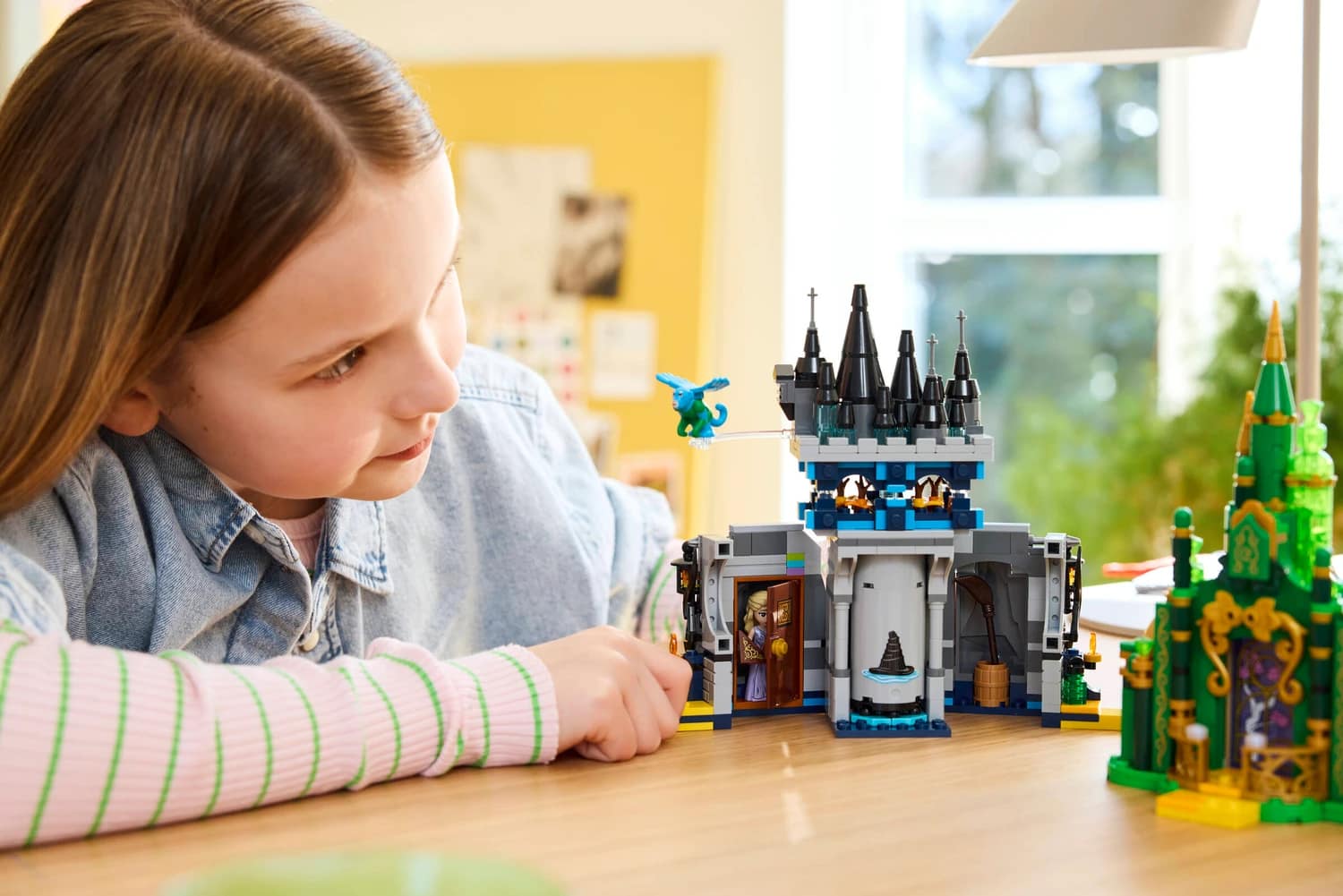 LEGO® 75689 Emerald City & Kiamo Ko Castle - Wicked