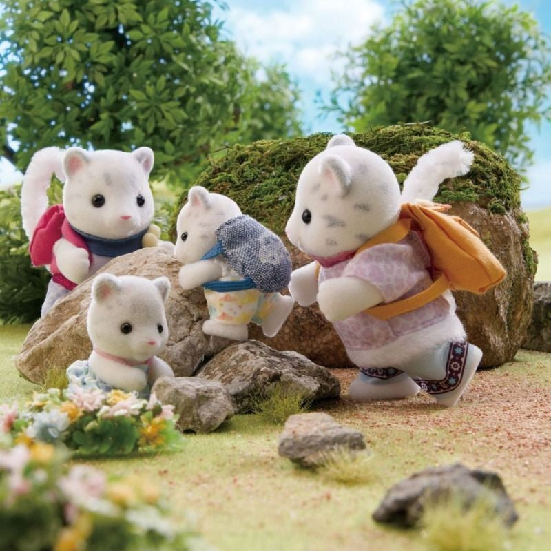 Sylvanian Families - Snow Leopard Family Playset