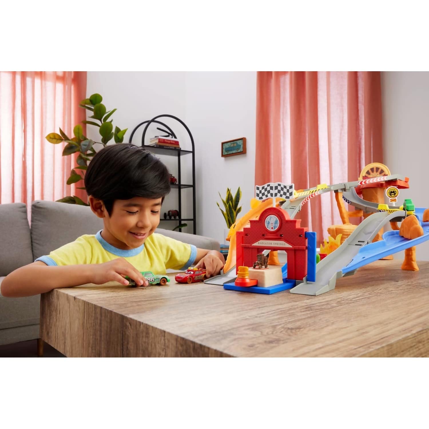 Disney Pixar - Cars Radiator Springs Race & Rescue Road Raceway Playset With 4 Toy Cars - Mattel