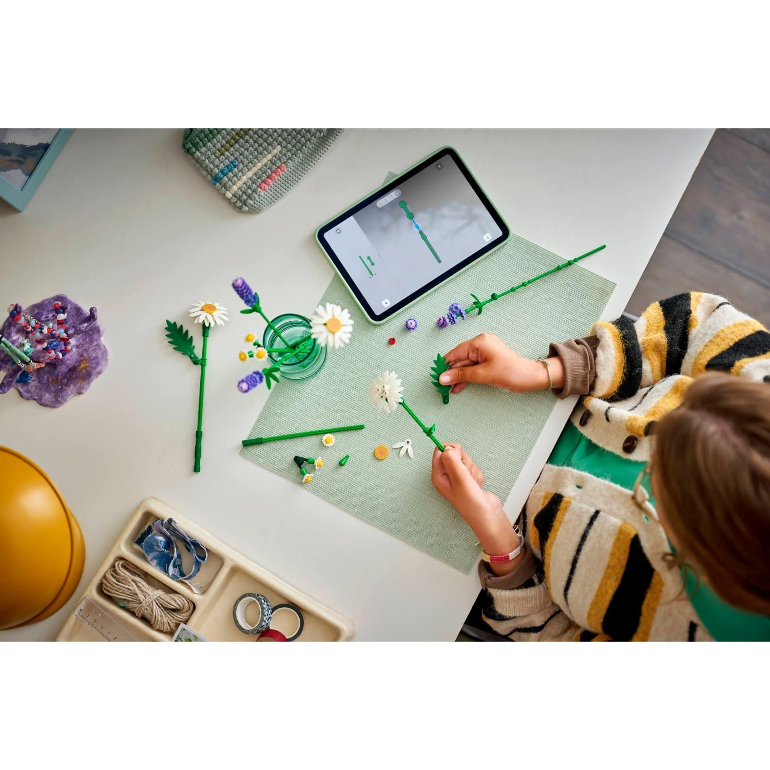 LEGO® 11508 Daisies - Botanical Collection