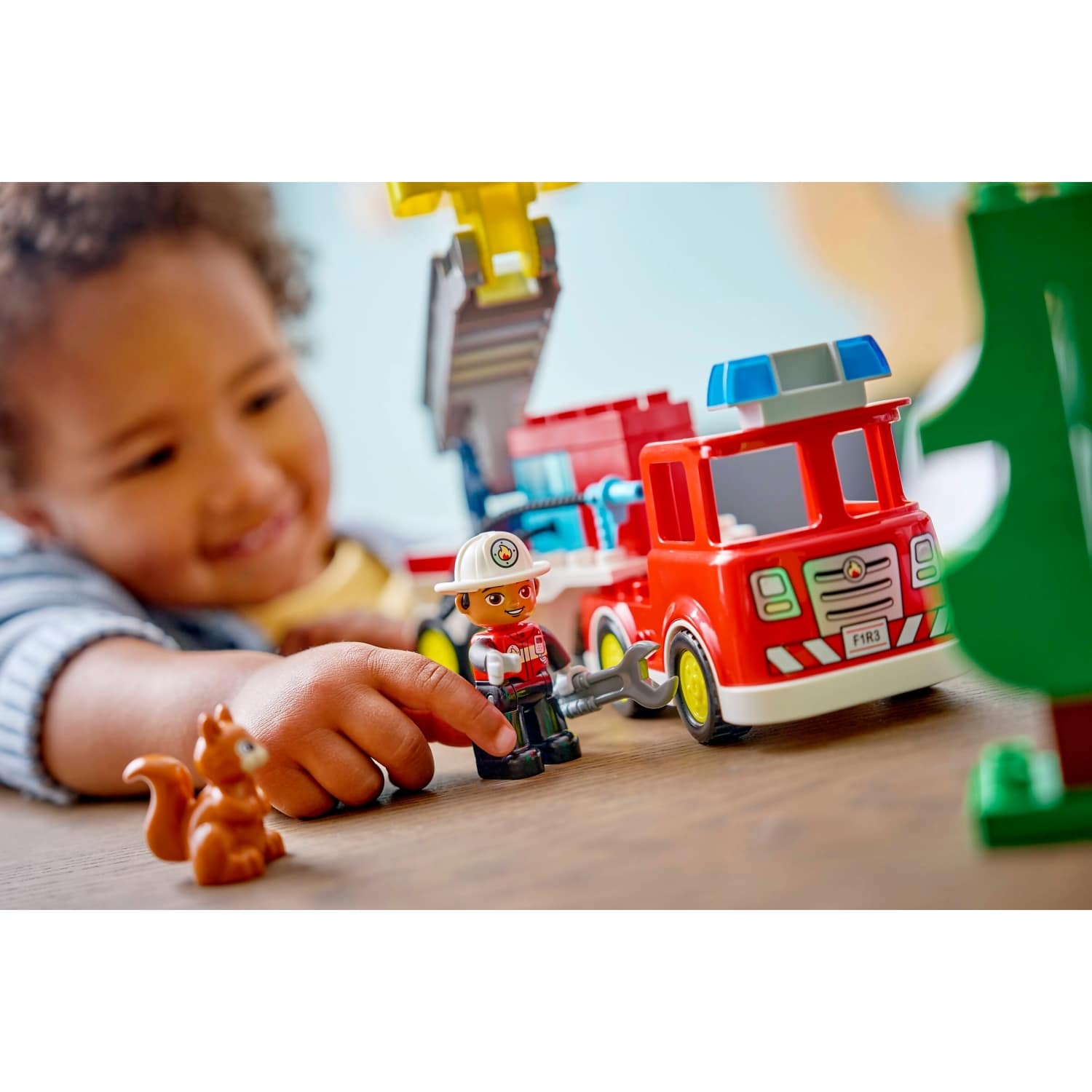 LEGO® 10473 Fire Truck with Hose and Firefighter -  DUPLO®