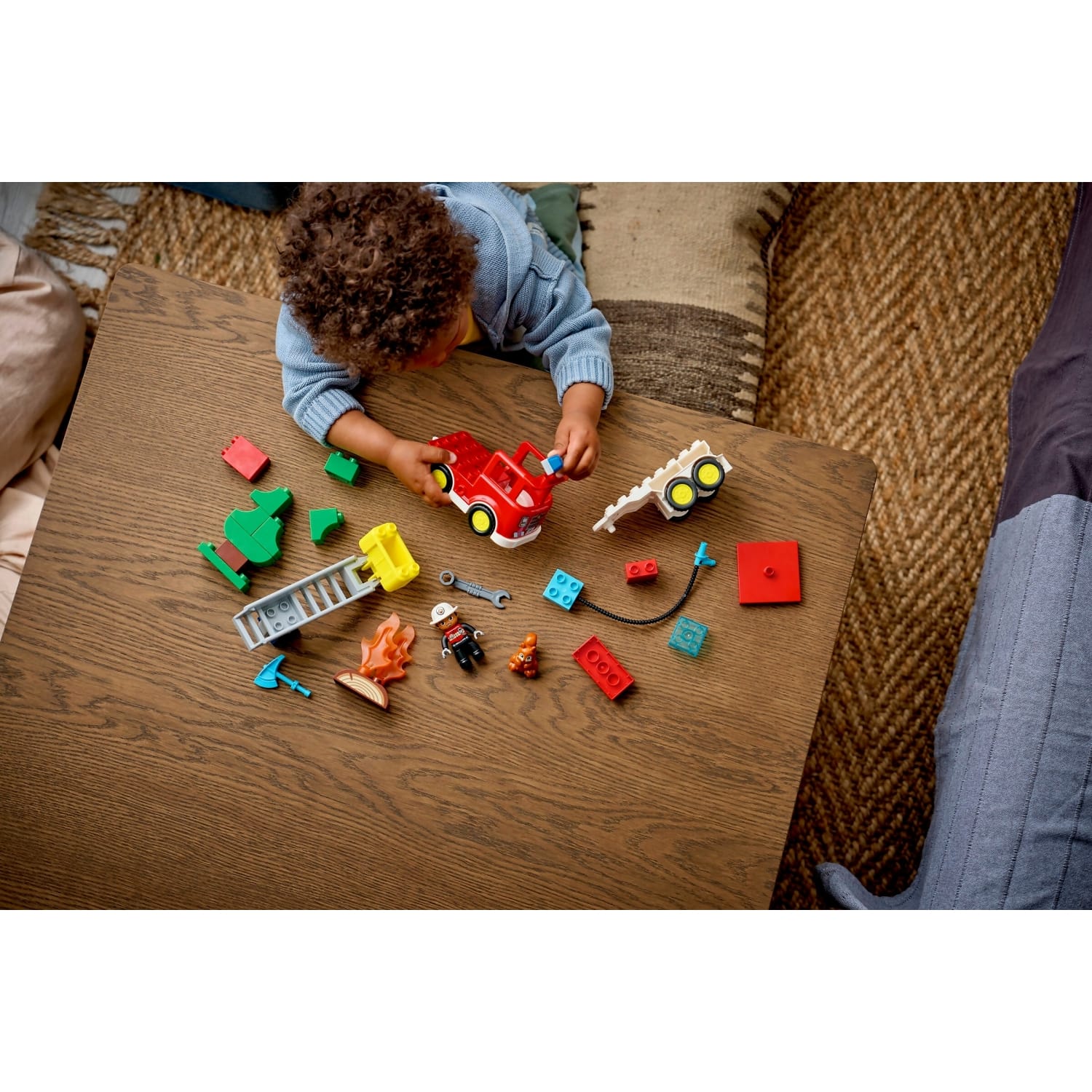LEGO® 10473 Fire Truck with Hose and Firefighter -  DUPLO®