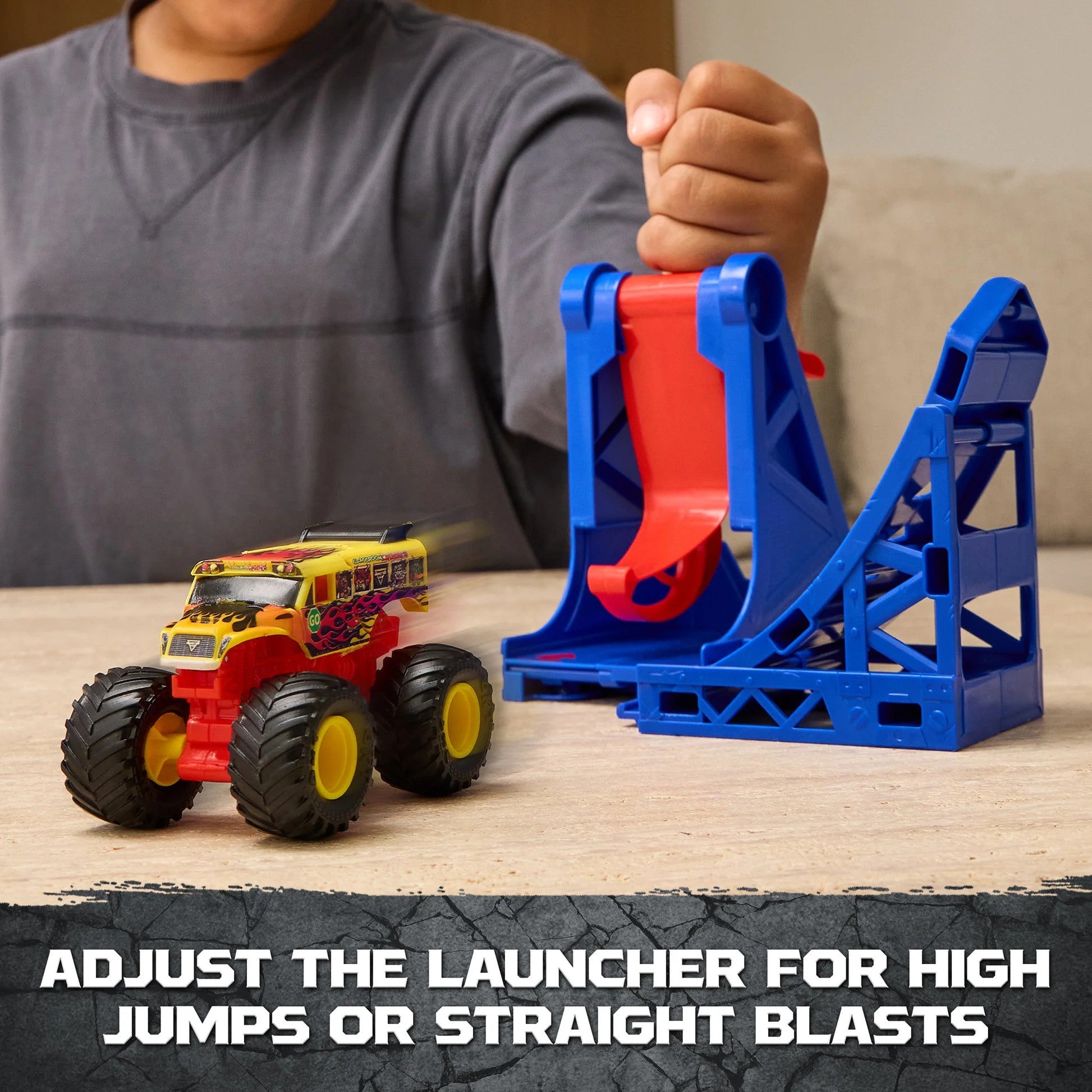 Monster Jam - Smash & Bash Classroom Crushers & Crash Course Playset