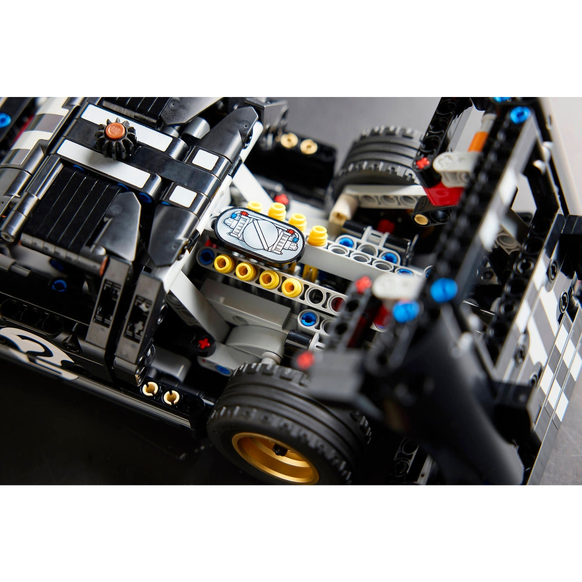 LEGO® 42223 1966 Ford GT40 MKII Race Car - Technic