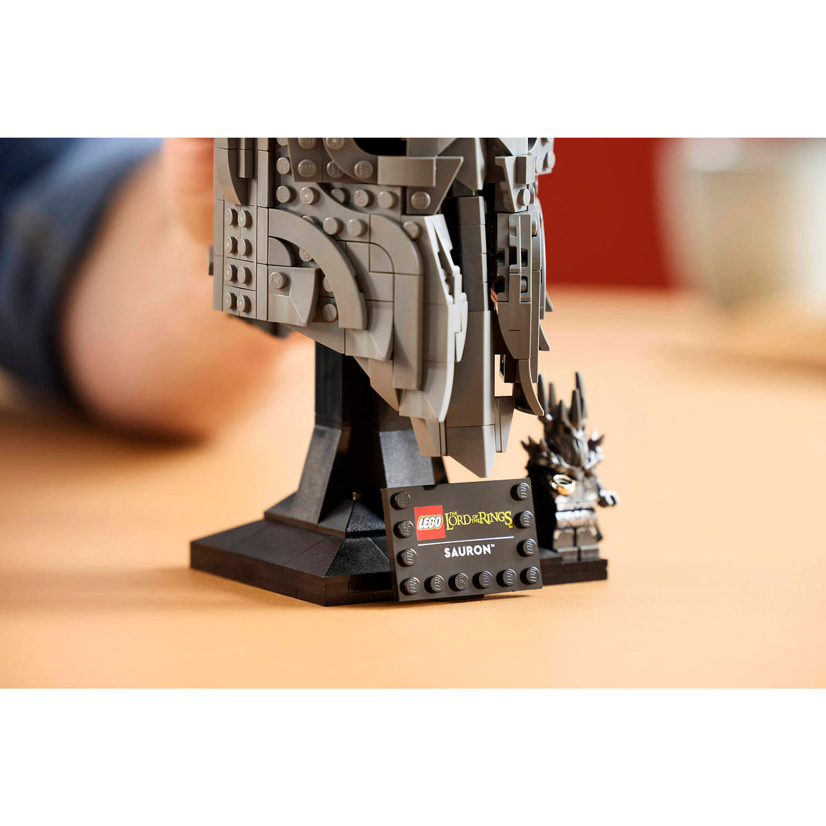 LEGO® 11373 The Lord of the Rings™: Sauron's Helmet - Icons