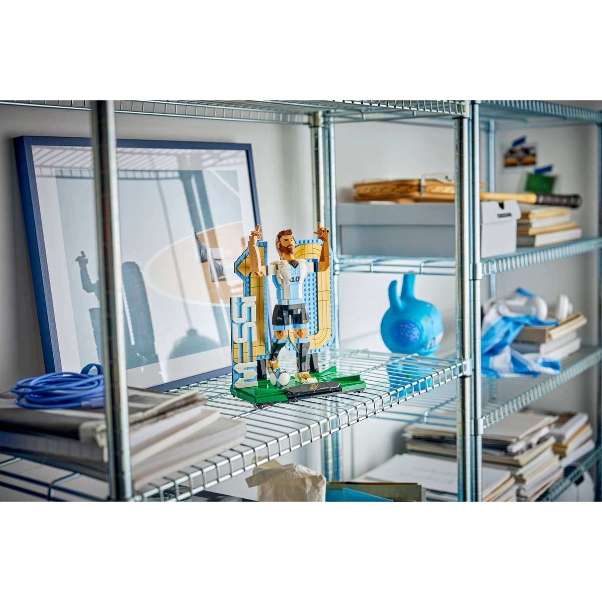 LEGO® 43015 Lionel Messi Football Legend - Editions