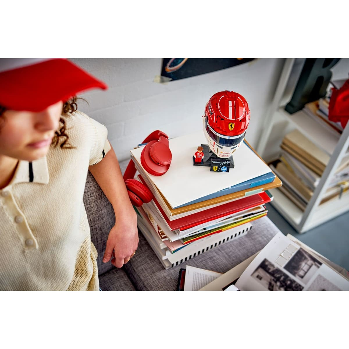 LEGO® 43014 Scuderia Ferrari HP Charles Leclerc Helmet - Editions