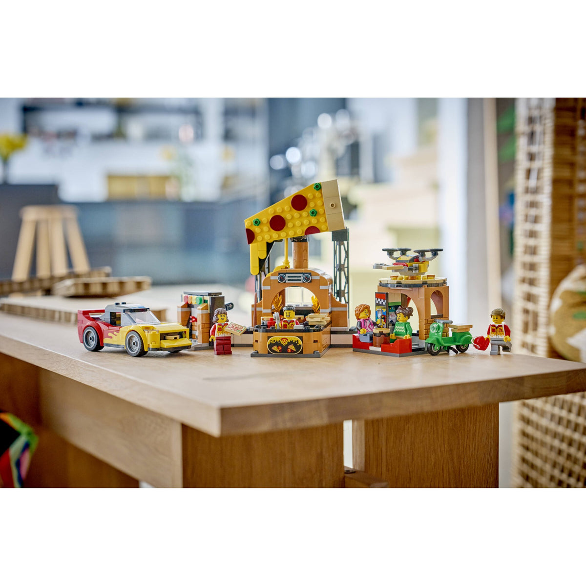 LEGO® 60496 Pizza Delivery Experience with Vehicles - City