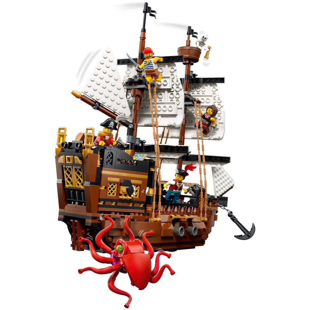 LEGO® 31387 Iconic Pirate Ship - Creator 3-in-1