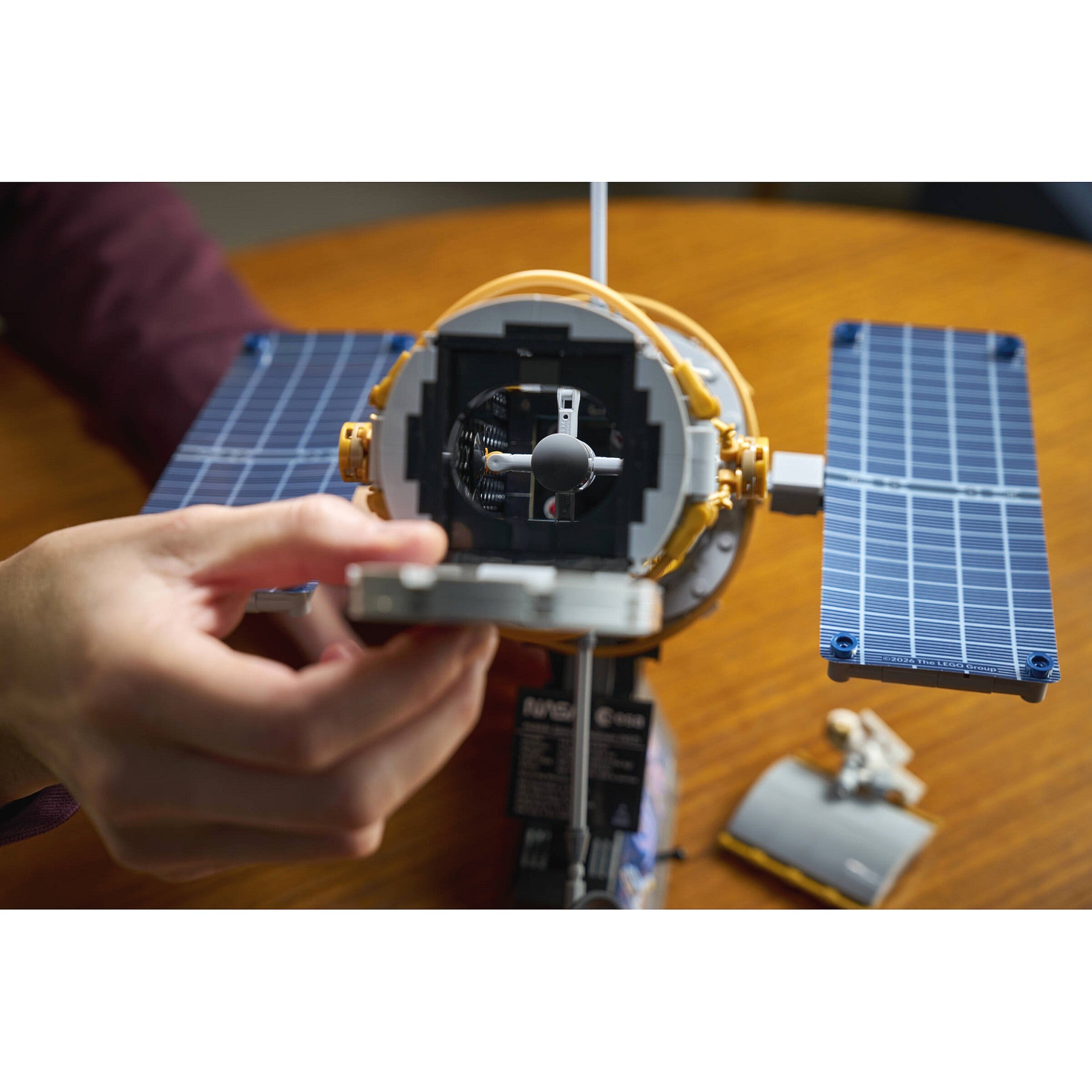 LEGO® 11382 Hubble Space Telescope - Icons