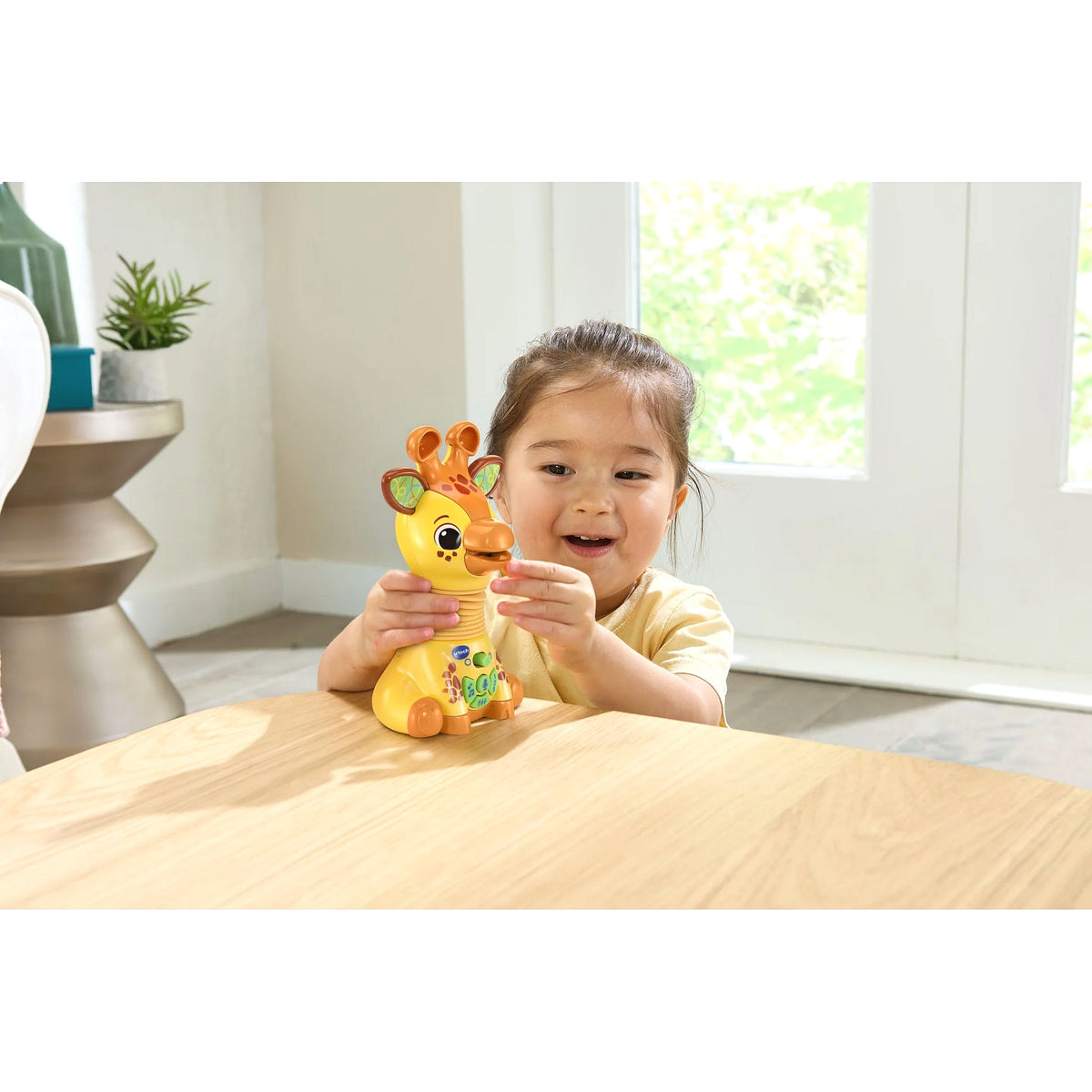 VTech - Stretch & Play Pals Giraffe