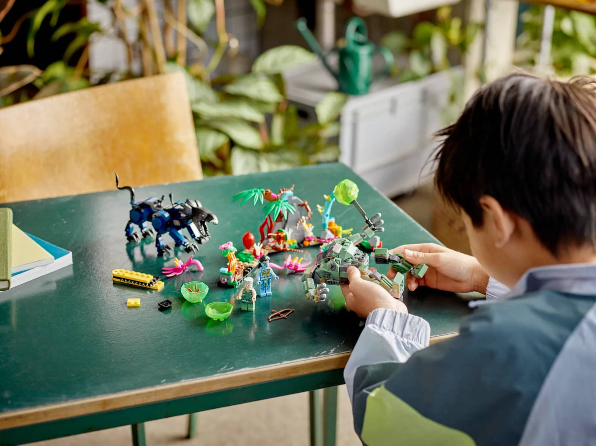 LEGO® 75571 Neytiri & Thanator vs. AMP Suit Quaritch - Avatar