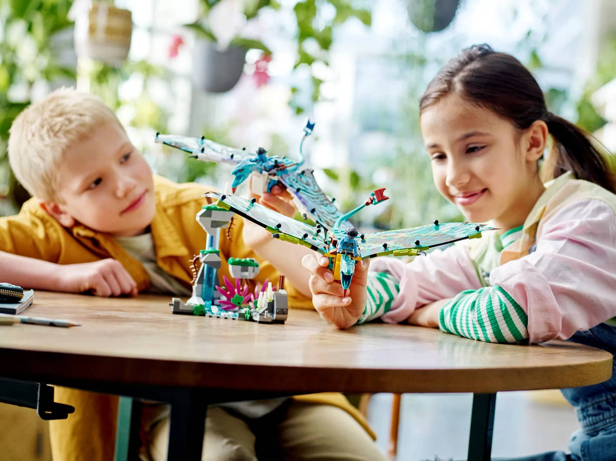 LEGO® 75572 Jake and Neytiri s First Banshee Flight - Avatar