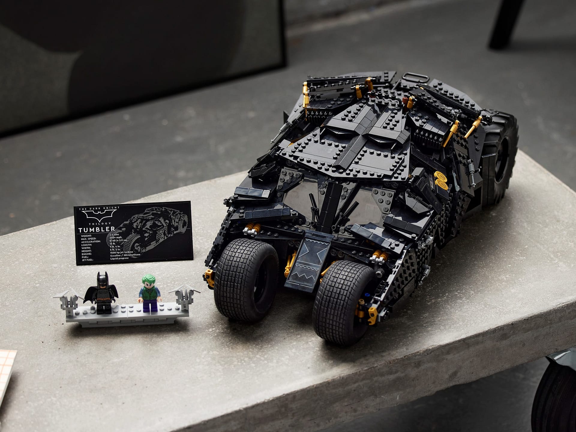 LEGO® 76240 DC Batman™ Batmobile Tumbler - DC Super Heroes