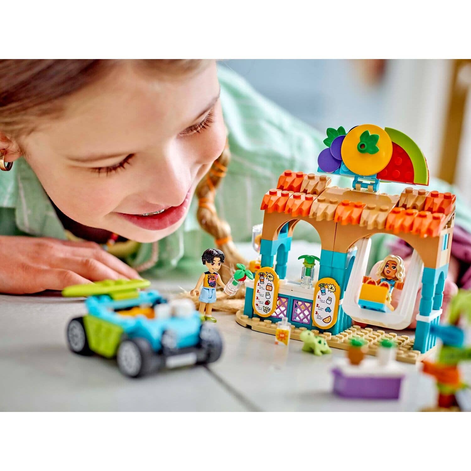 LEGO® 42625 Beach Smoothie Stand - Friends