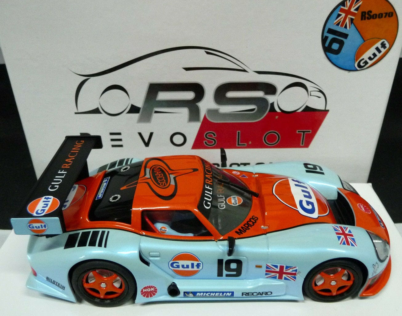 REVOSLOT - 1:32 RS0070 MARCOS GULF RACING NO19 SLOT CAR ALSO SUITS SCALEXTRIC/CARRERA