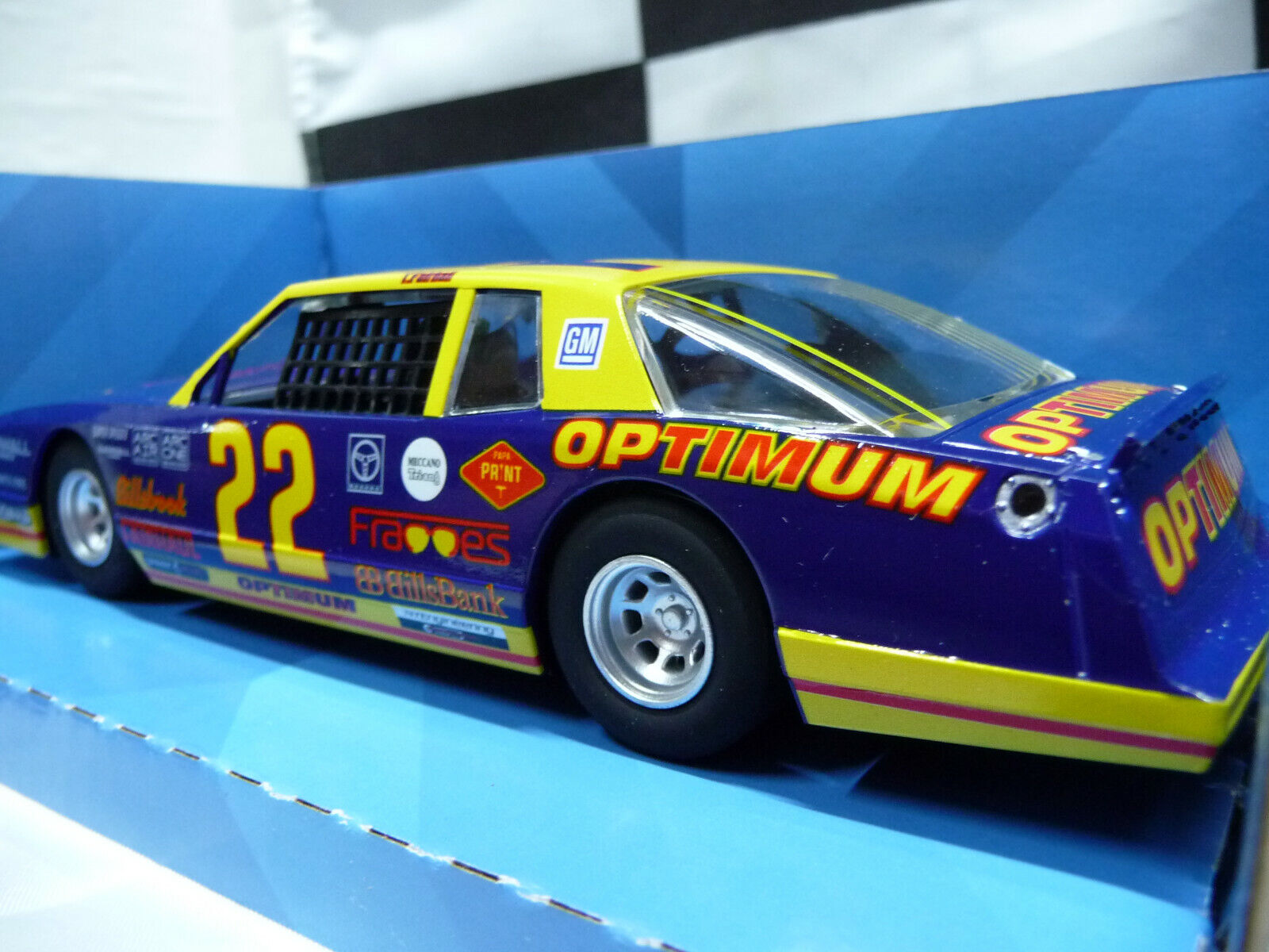 SCALEXTRIC - C4038 1:32 CHEVROLET MONTE CARLO CREEKSIDE NO22 SLOT CAR ALSO SUITS CARRERA